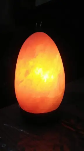 Rock Salt Table Lamp